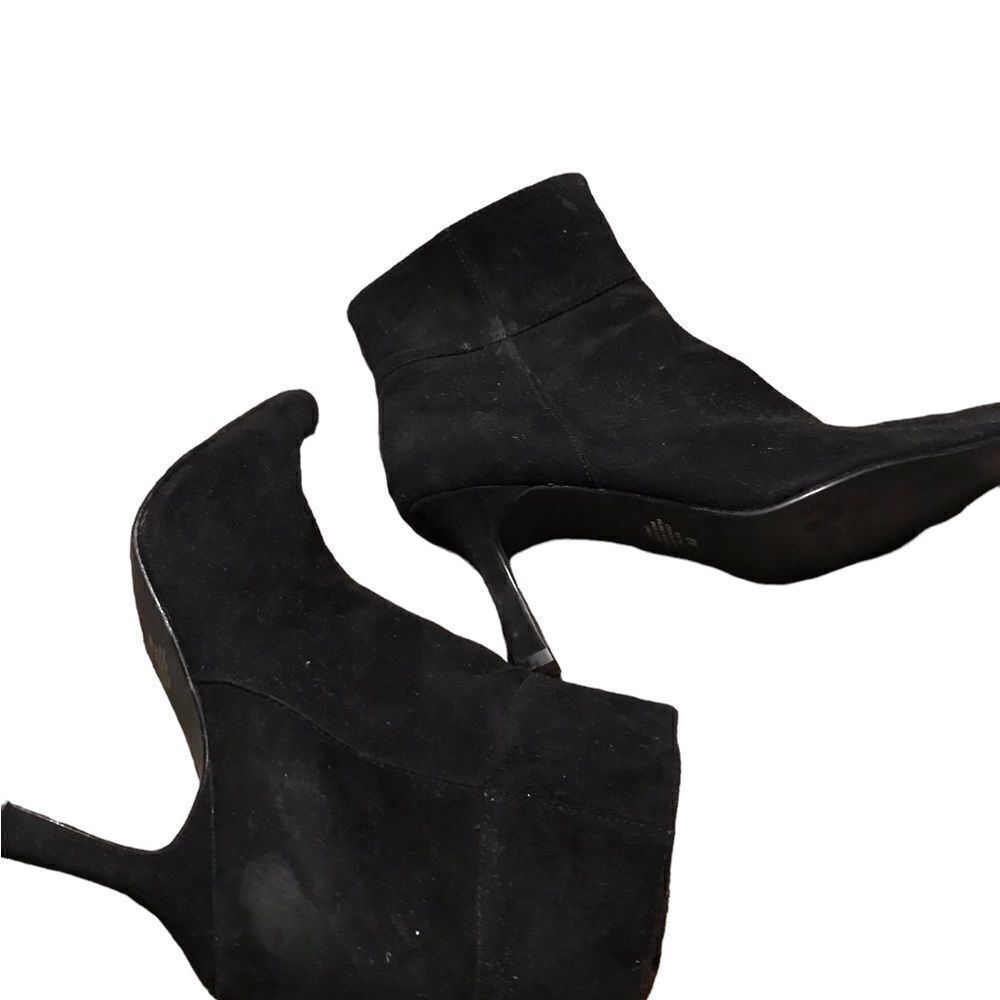 Mods size 8 black suede boots new never worn see pics